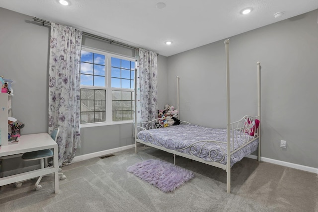 121 E Wind Rd, Delaware, OH 43015 - carpeted bedroom featuring visible vents, baseboards, and recessed lighting