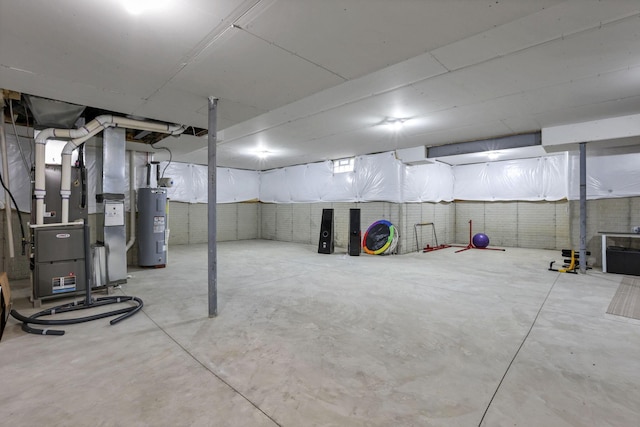 121 E Wind Rd, Delaware, OH 43015 - unfinished below grade area featuring water heater and heating unit