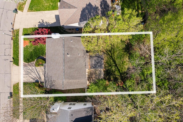 1418 Brookforest Dr, Columbus, OH 43204 - drone / aerial view