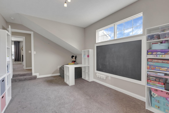3884 Winding Oaks Dr, Columbus, OH 43228 - interior space with carpet floors, baseboards, and vaulted ceiling