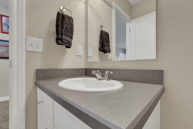 3884 Winding Oaks Dr, Columbus, OH 43228 - bathroom featuring vanity