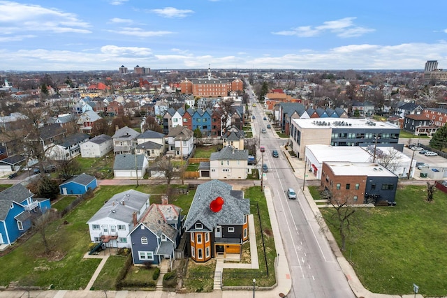 birds eye view of property featuring a residential view