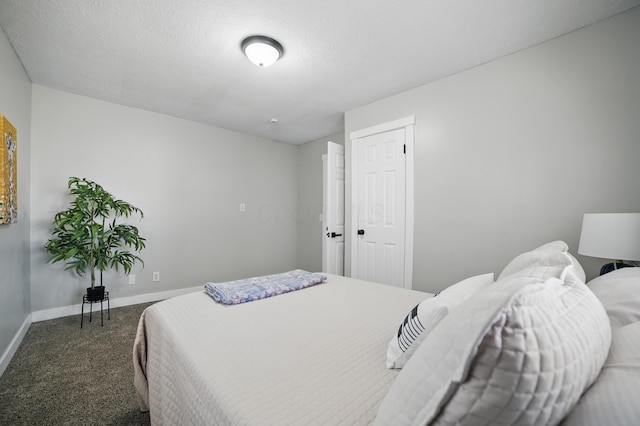 1425 Mount Vernon Ave, Columbus, OH 43203 - bedroom featuring baseboards and carpet flooring