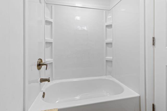 9222 Windy Creek Dr, Columbus, OH 43240 - bathroom with washtub / shower combination