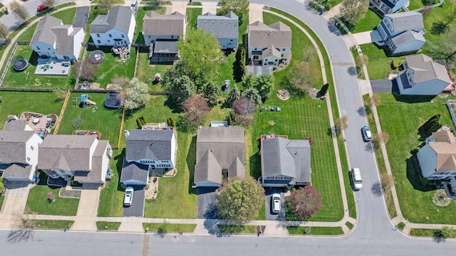 9222 Windy Creek Dr, Columbus, OH 43240 - aerial view featuring a residential view