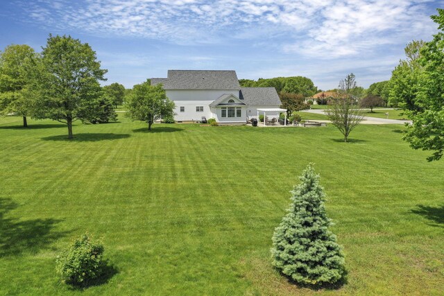 4690 Arrowhead Dr NW, Carroll, OH 43112 - view of green lawn