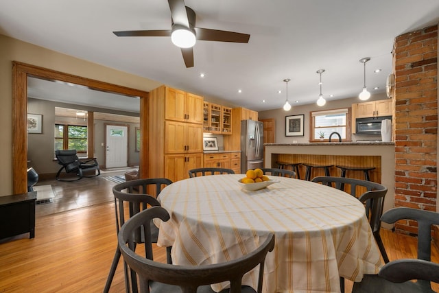 1397 Glenn Ave, Columbus, OH 43212 - dining space featuring light wood-style flooring, ceiling fan, and recessed lighting
