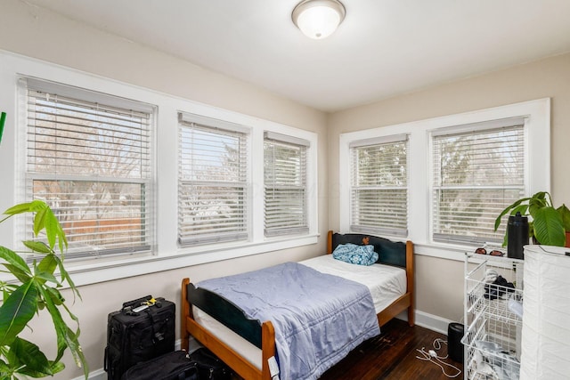 1284-1286 S Champion Ave, Columbus, OH 43206 - bedroom featuring wood finished floors and baseboards