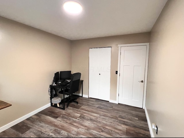6955 Wind River Dr, Reynoldsburg, OH 43068 - office space featuring baseboards and dark wood-type flooring