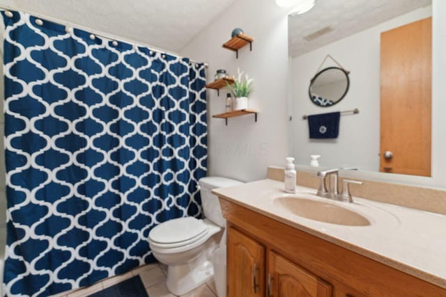 81 Highmeadows Cir, Powell, OH 43065 - full bath featuring vanity, tile patterned floors, toilet, a textured ceiling, and a shower with shower curtain