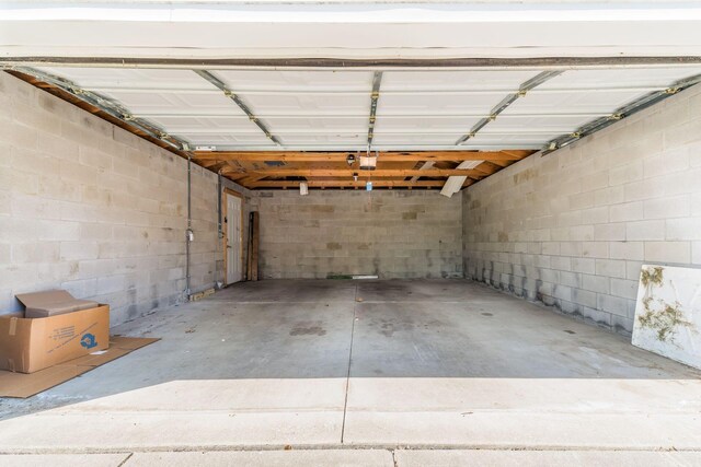 2953 Atwood Ter, Columbus, OH 43224 - garage with concrete block wall