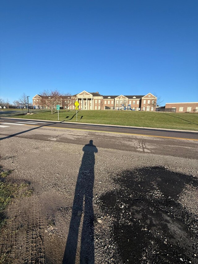 733 N Oakland Ave, Washington Court House, OH 43160