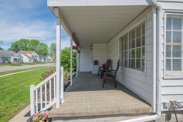 264 Merchant Ave, Marion, OH 43302 - view of patio / terrace with a porch and an attached carport