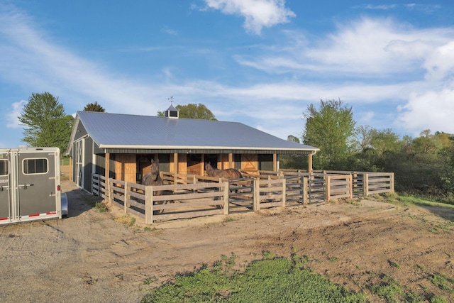 6495 Julian Rd SW, Amanda, OH 43102 - view of stable