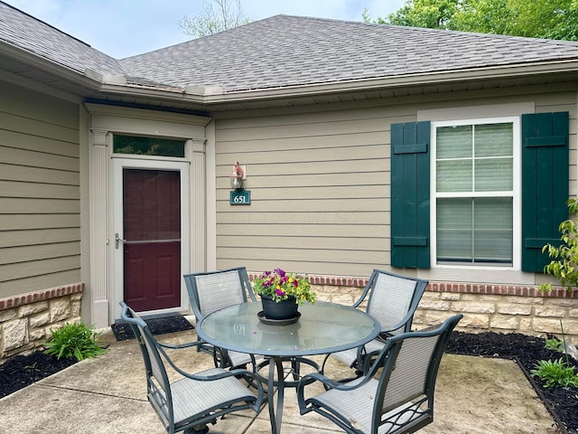 651 Albion Pl, Westerville, OH 43082 - view of patio / terrace featuring outdoor dining area