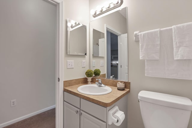 651 Albion Pl, Westerville, OH 43082 - bathroom featuring vanity and toilet