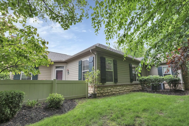 651 Albion Pl, Westerville, OH 43082 - view of home's exterior with a shingled roof