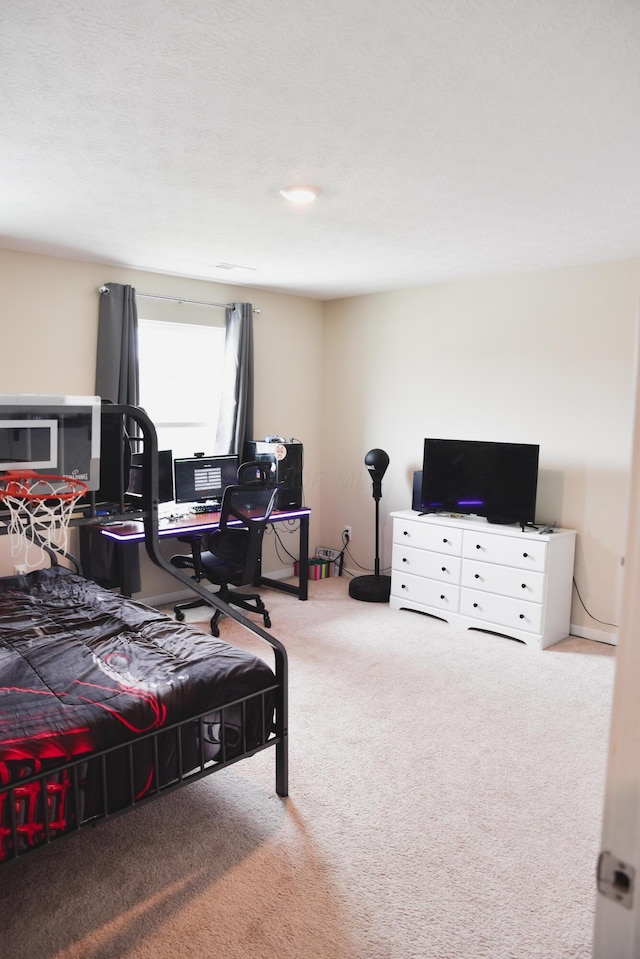 1151 Gelbray Dr, Columbus, OH 43207 - bedroom with carpet floors