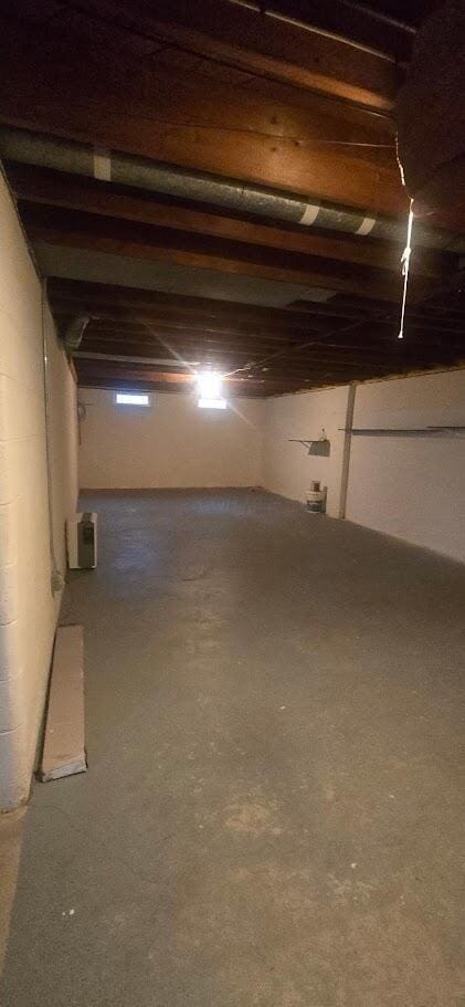 view of unfinished basement