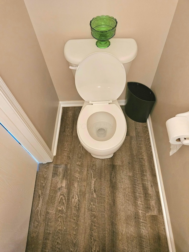 6682 Lagrange Dr Unit 48B, Canal Winchester, OH 43110 - bathroom featuring toilet and baseboards