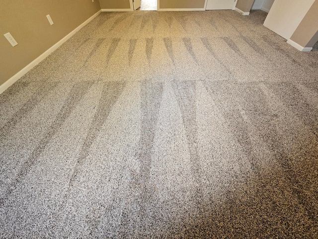 6682 Lagrange Dr Unit 48B, Canal Winchester, OH 43110 - details featuring carpet flooring and baseboards
