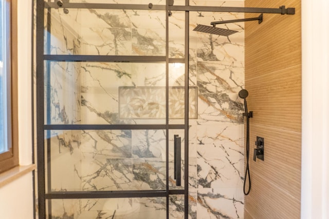 173 S Chesterfield Rd, Columbus, OH 43209 - bathroom view of a marble finish shower