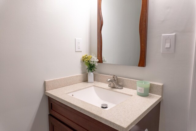 173 S Chesterfield Rd, Columbus, OH 43209 - bathroom featuring vanity
