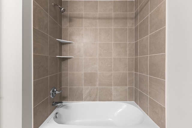 1206 Clover St, Sunbury, OH 43074 - full bath featuring  shower combination