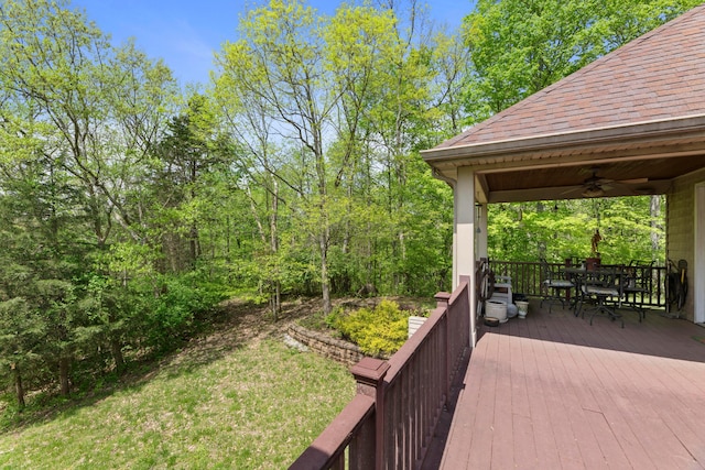 4611 Meghans Run, Batavia, OH 45103 - deck featuring a lawn, ceiling fan, and outdoor dining area