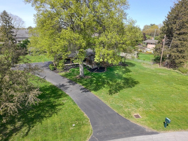 5065 Sharon Hill Dr, Columbus, OH 43235 - view of home's community with a yard