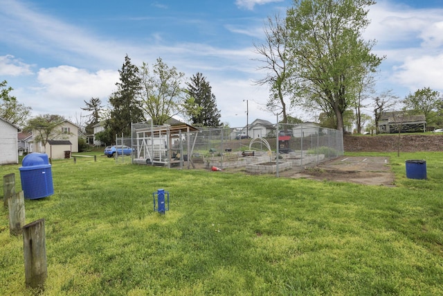 423 Hudson Ave, Newark, OH 43055 - view of yard with an outdoor structure and exterior structure