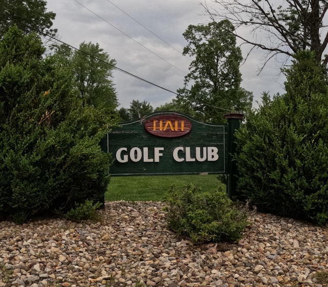 102 Mohawk Ln, Sugar Grove, OH 43155 - view of community sign