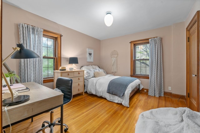 152 S Stanwood Rd, Columbus, OH 43209 - bedroom featuring baseboards and light wood-style floors