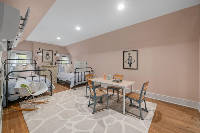 152 S Stanwood Rd, Columbus, OH 43209 - dining area featuring recessed lighting, baseboards, vaulted ceiling, and wood finished floors