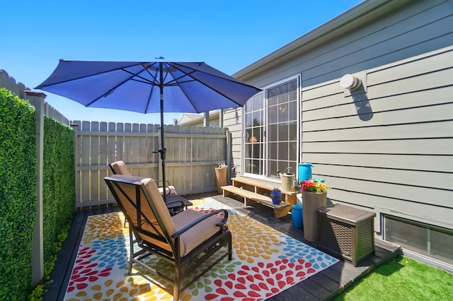 5688 Blendonridge Dr Unit 93E, Columbus, OH 43230 - view of patio with fence and entry steps