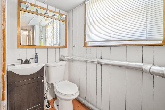 14 Stoney Ridge Dr SW, Pataskala, OH 43062 - half bath featuring toilet and vanity