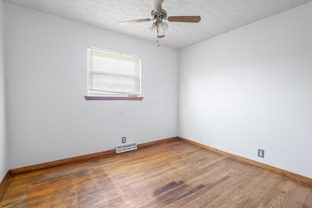 14 Stoney Ridge Dr SW, Pataskala, OH 43062 - unfurnished room featuring baseboards and wood finished floors