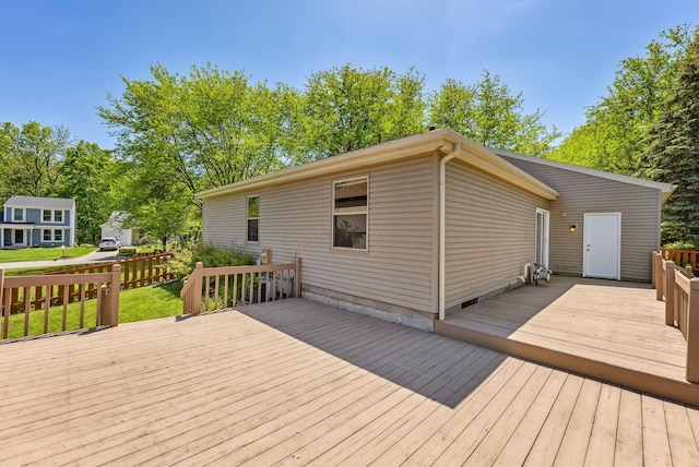 3186 Bowdoin Cir, Columbus, OH 43204 - view of wooden deck