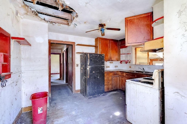 kitchen featuring freestanding refrigerator, open shelves, ceiling fan, white electric range, and unfinished concrete flooring