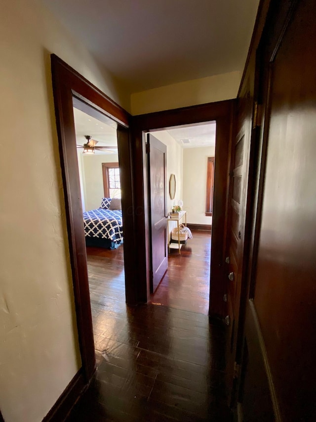 110 N Ogden Ave, Columbus, OH 43204 - hallway with dark wood-style floors