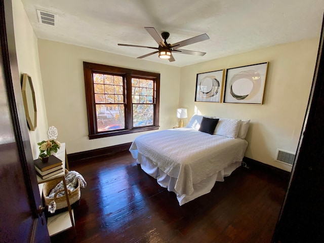110 N Ogden Ave, Columbus, OH 43204 - bedroom featuring visible vents, a ceiling fan, wood-type flooring, and baseboards
