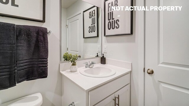 6274 Marinelli Dr S, Columbus, OH 43228 - bathroom featuring vanity