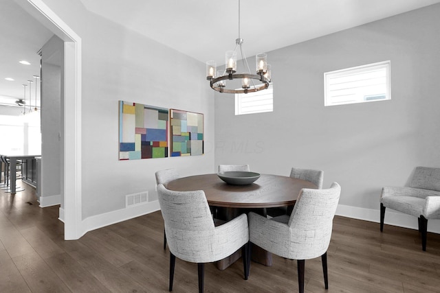 935 Pullman Pl, Columbus, OH 43212 - dining room featuring visible vents, wood finished floors, baseboards, a notable chandelier, and recessed lighting