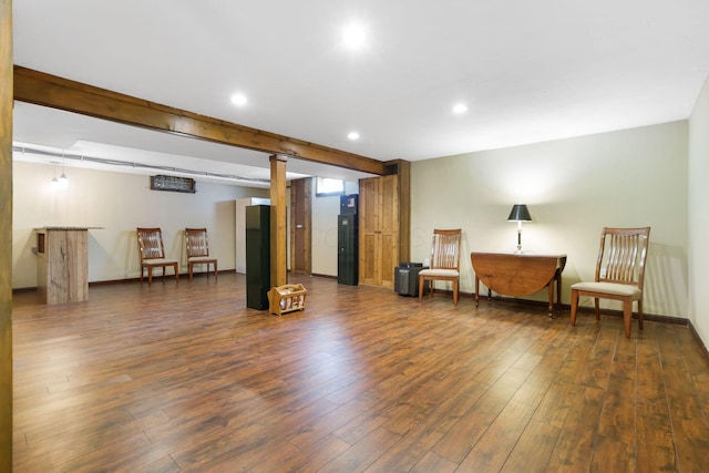 sitting room with recessed lighting, baseboards, and wood finished floors