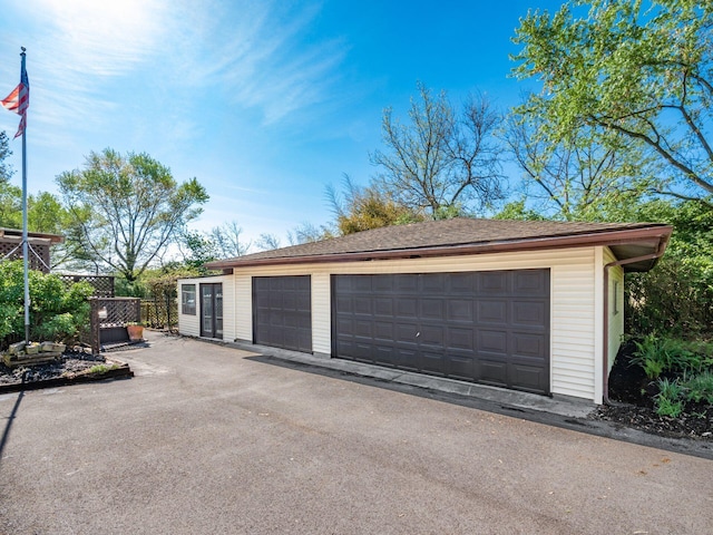 view of detached garage