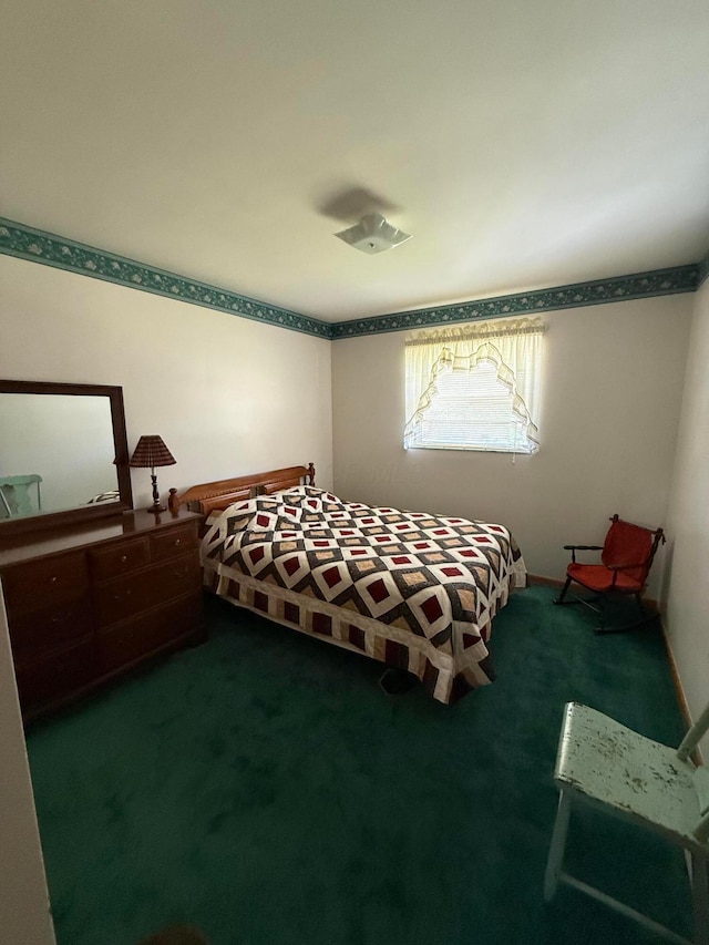 1721 W Union St, Lancaster, OH 43130 - bedroom with carpet floors