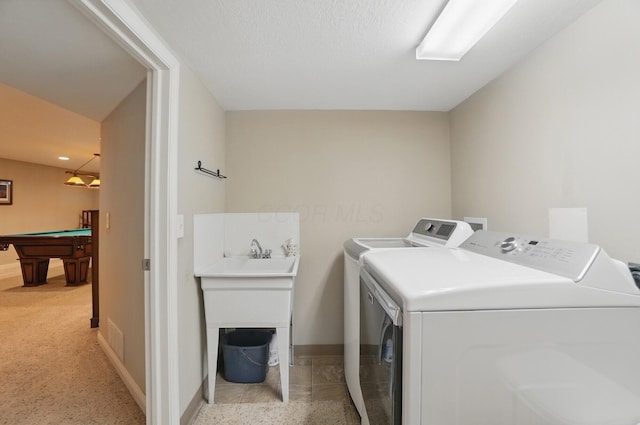 laundry room with laundry area, visible vents, washing machine and dryer, baseboards, and billiards