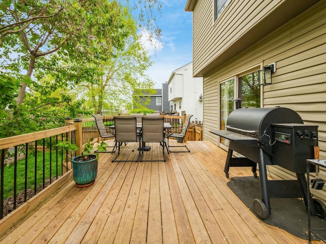 deck featuring outdoor dining space