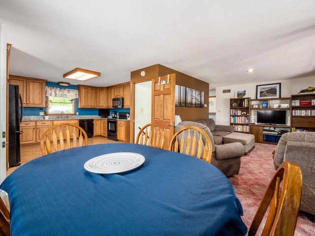 1305 Cooperriders Rd NW, Somerset, OH 43783 - dining room with visible vents