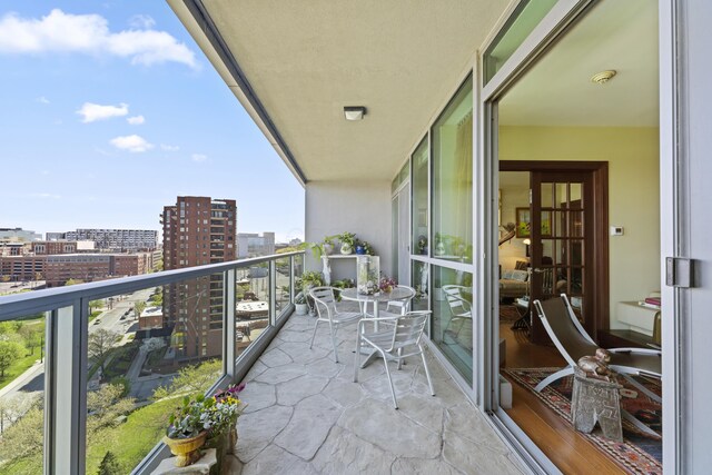 1 Miranova Pl Unit 1505, Columbus, OH 43215 - balcony with a city view